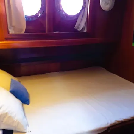 Adara Yacht - Big Turkish Gulet Botel Barcelona