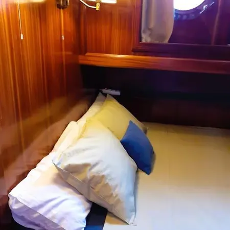 Adara Yacht - Big Turkish Gulet Botel Barcelona